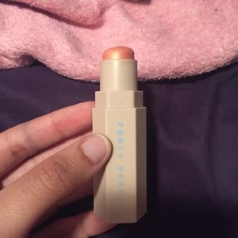 Fenty Beauty Highlighter